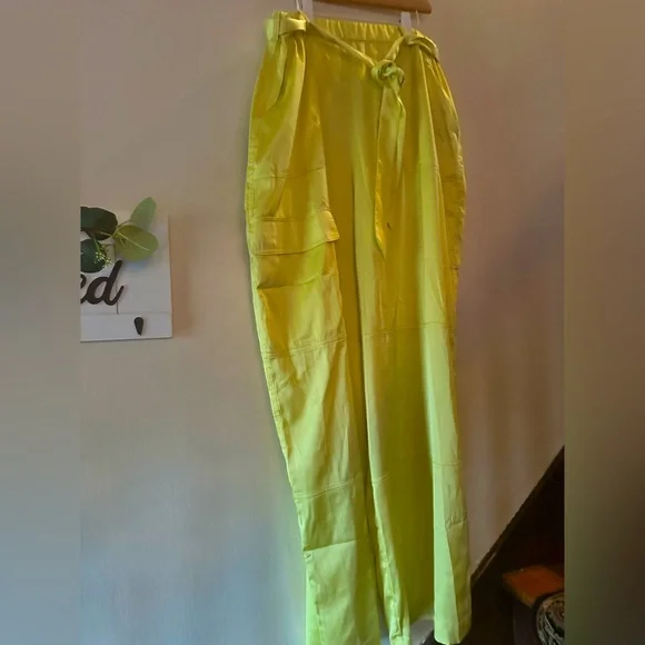 Women's Yellow Pants - Picture 1 of 5